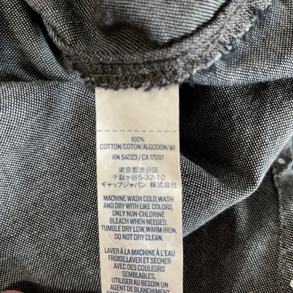 Old Navy Button Down Shirt Gray Polka Dot - Picture 8 of 9